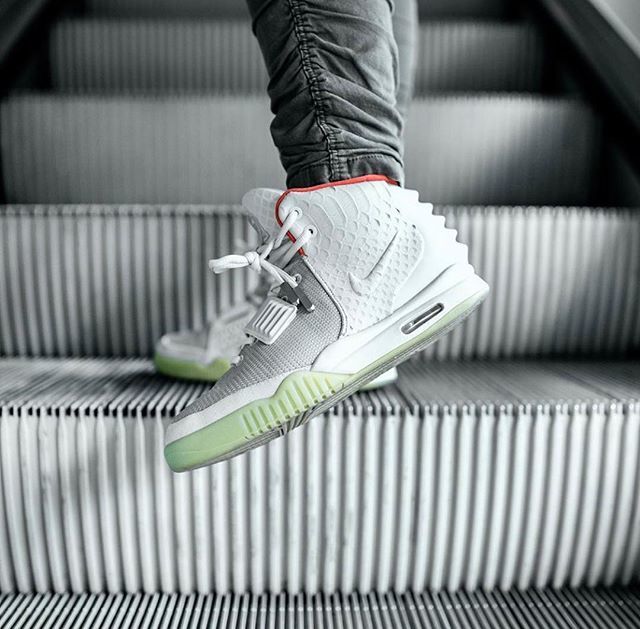 Treble ballet wandelen KicksOnFire on Twitter: "2012 - is the Nike Air Yeezy 2 the best silhouette designed by Kanye West? #TBT #kicksonfire 📸 @nikkivantoorn https://t.co/TJNYbE3Jty" / X Treble ballet wandelen KicksOnFire on Twitter: "2012 - is the Nike Air Yeezy 2 the best silhouette designed by Kanye West? #TBT #kicksonfire 📸 @nikkivantoorn https://t.co/TJNYbE3Jty" / X