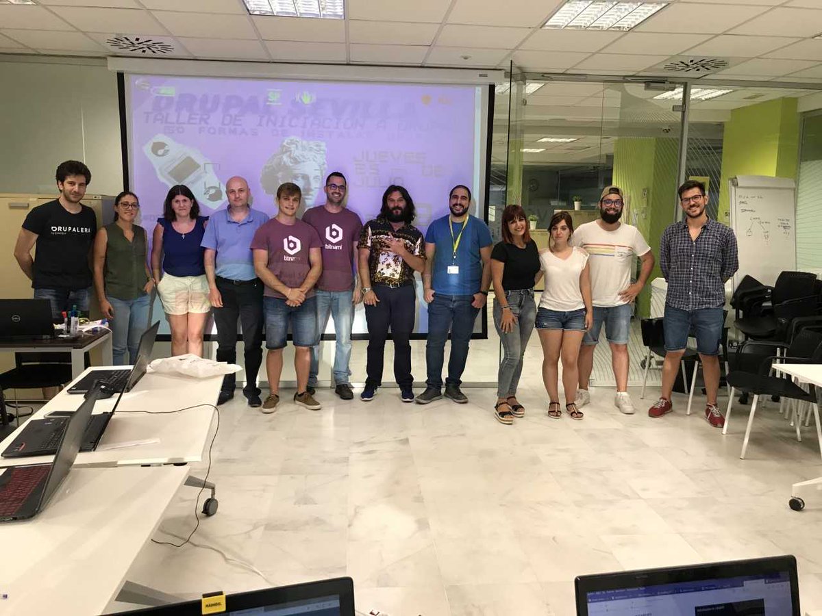 DrupalSevilla's tweet image. Foto de familia de la actividad de julio de #drupalsvq que guapetes nos ha sacado @RonceroIgnacio
¡nos vemos en septiembre! #svqtech #DRUPAL