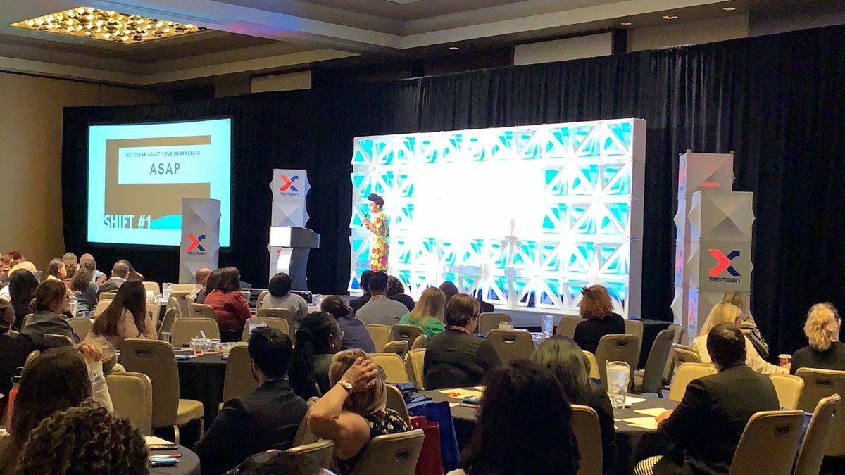 AUKeyPrograms's tweet photo. Closing a great day at #NextGenGov w @thedoctorbrandi Inspiring Innovative Thinking for NextGen Leaders - small shifts, big change... Thank you, Dr. Brandi! #keympa #leadershipjourney @AU_SPA proud! https://t.co/gO44CGSEMV