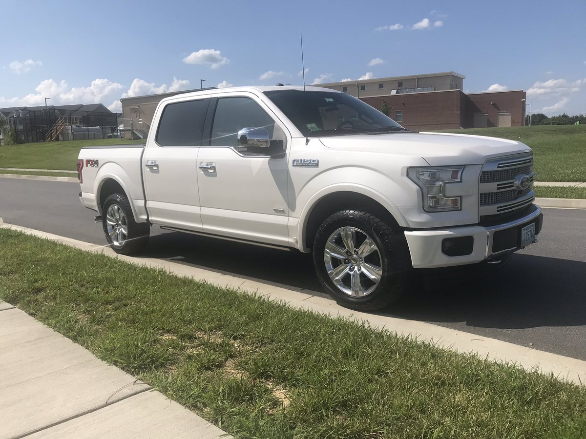 TheCoreyWarren's tweet photo. Thanks to @DiamondDetail_1 for getting the truck cleaned after being so busy with the move and new job!!  Like new once again! https://t.co/TkOZvZUWuv
