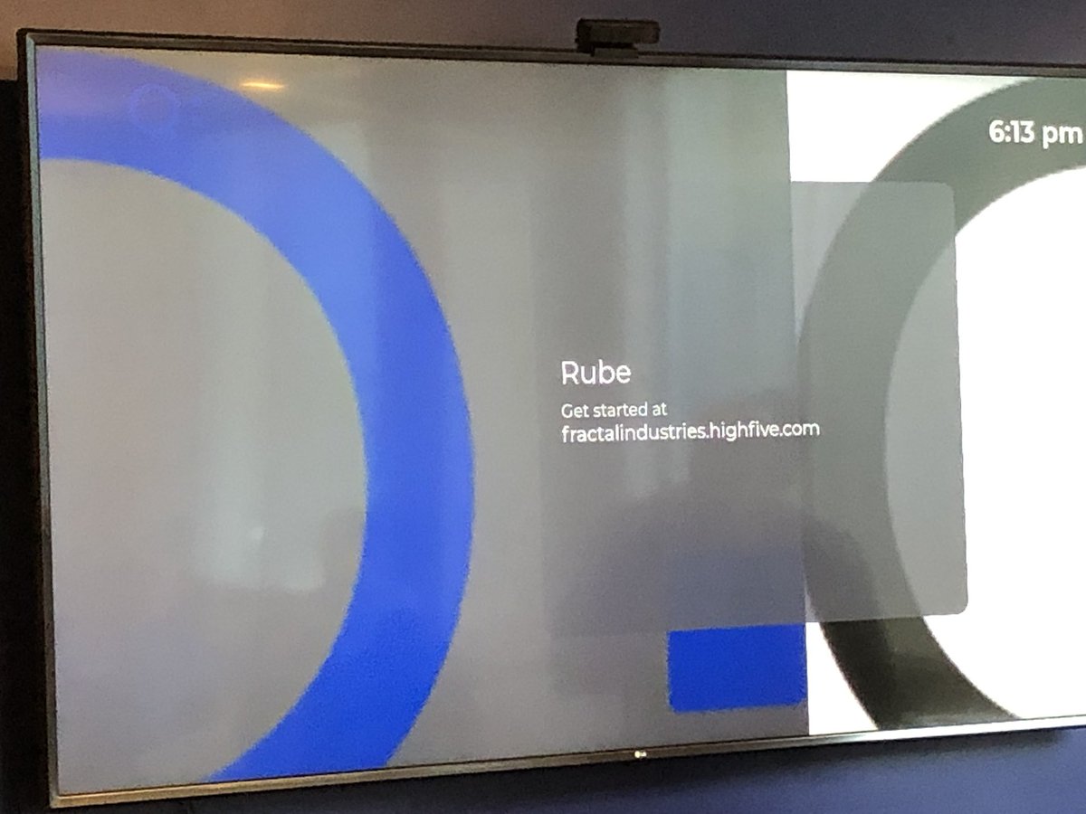 AlexAtSnowflake's tweet photo. Nice to see some @HighfiveHQ in the @Fractalos #QOMPLX office last night @jmanuele https://t.co/R3LrLeMGLC