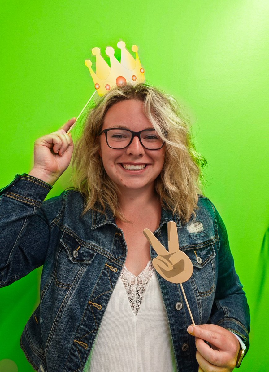 InsideGeotab's tweet photo. "At Geotab, you don't feel like an intern. Everyone here treats you like an equal and trusts you with projects and opportunities that help accelerate your development," said Sarah Soper, soloutions engineering intern. #InternSpotlight #NationalInternDay https://t.co/J6kDdla3xj