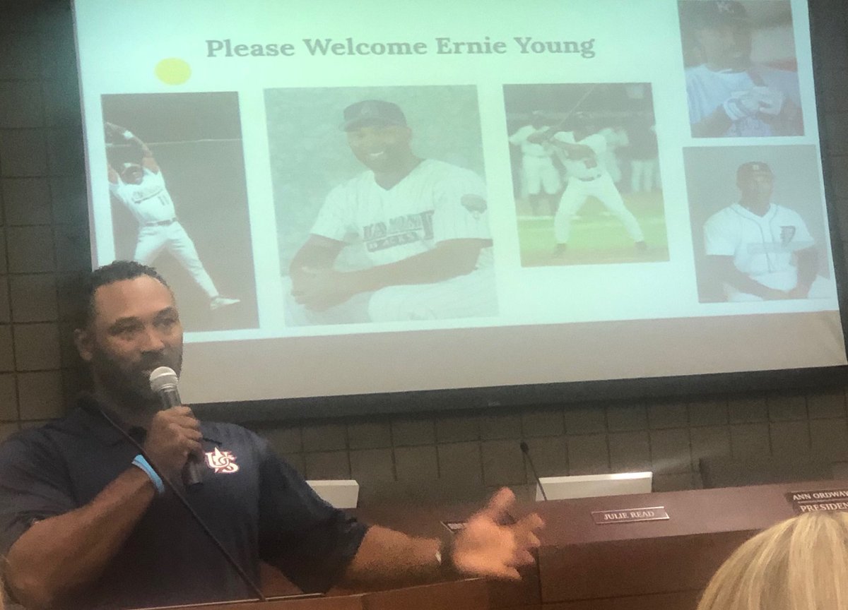 Ernie Young sharing his story @ Admin Retreat great day of learning!  ⁦<a href="/DVUSD/">Deer Valley Unified School District</a>⁩ ⁦<a href="/DrFinchDVUSD/">Curt Finch, PhD</a>⁩