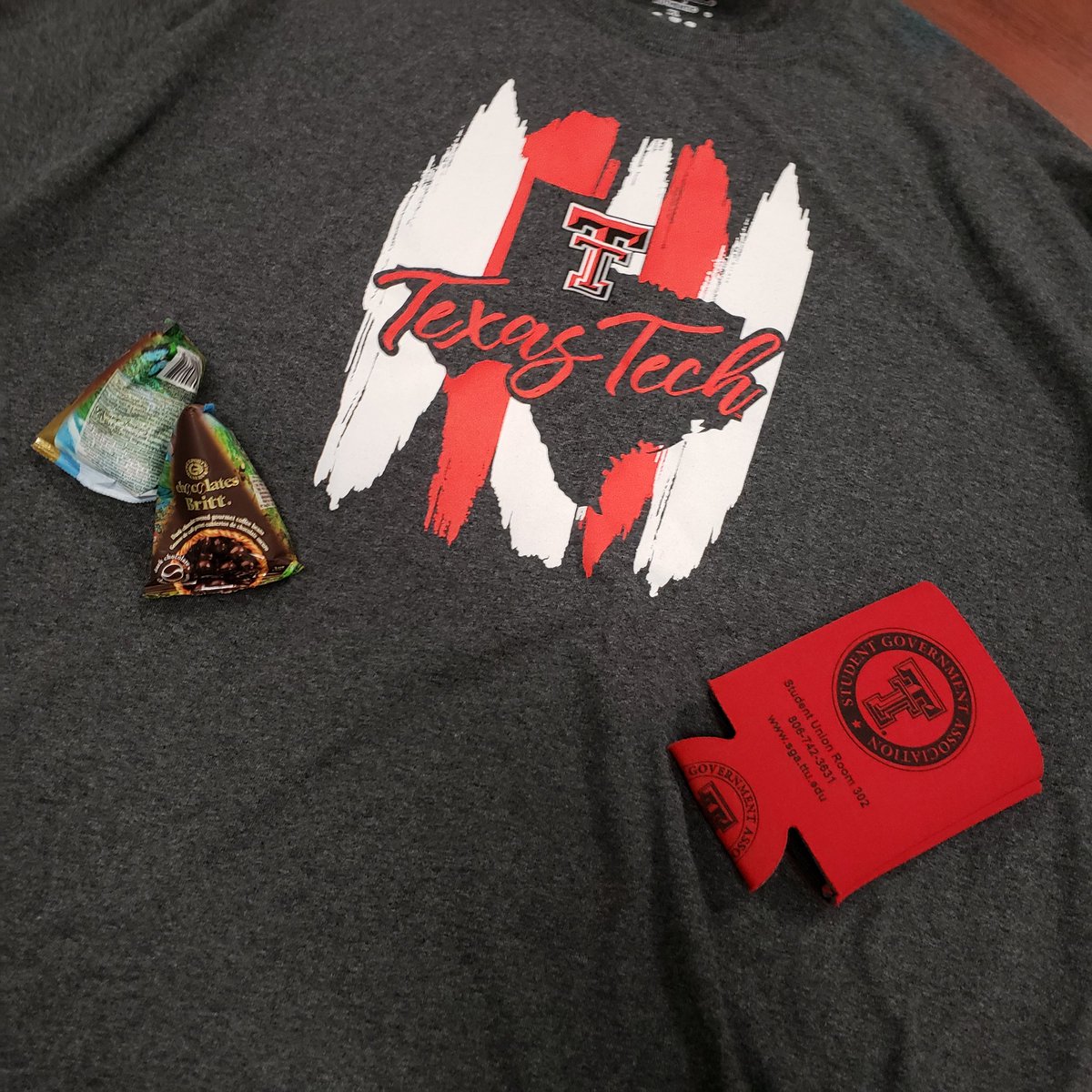 It's always so thoughtful when graduates drop of nice little things for us. This shirt, candy and koozie are from the fabulous Bailey Snyder who is about to set Texas Tech on fire! I will wear it with pride and I hope you know how proud you make us!