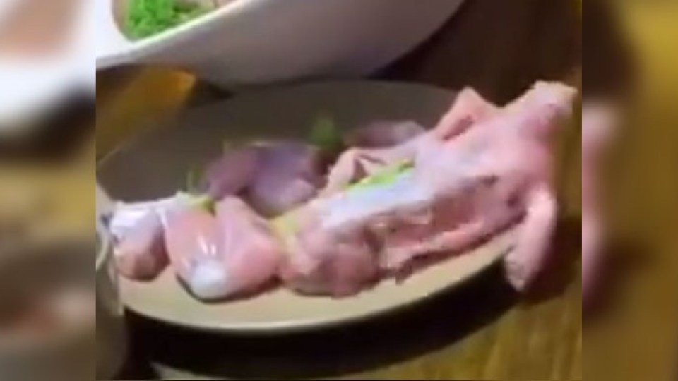 abc4utah's tweet photo. Viral: Video of raw ‘zombie’ chicken breast crawling off restaurant table https://t.co/XcitCI9cGG https://t.co/PM42ekMTJU