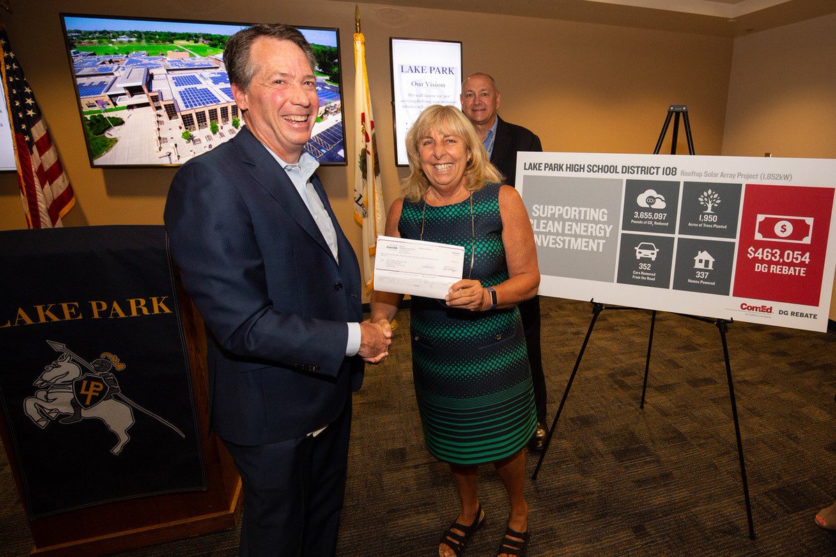 ComEd's tweet photo. We’ve partnered with @SenatorLaura and @LPLancers to bring solar 🌞 to the classroom. Our Distributed Generation Rebate Program is rewarding Lake Park High School for adopting renewable energy. Learn more about how you can harness the power of the sun: https://t.co/RjoDVOIVfo https://t.co/WH4O3xoCQx