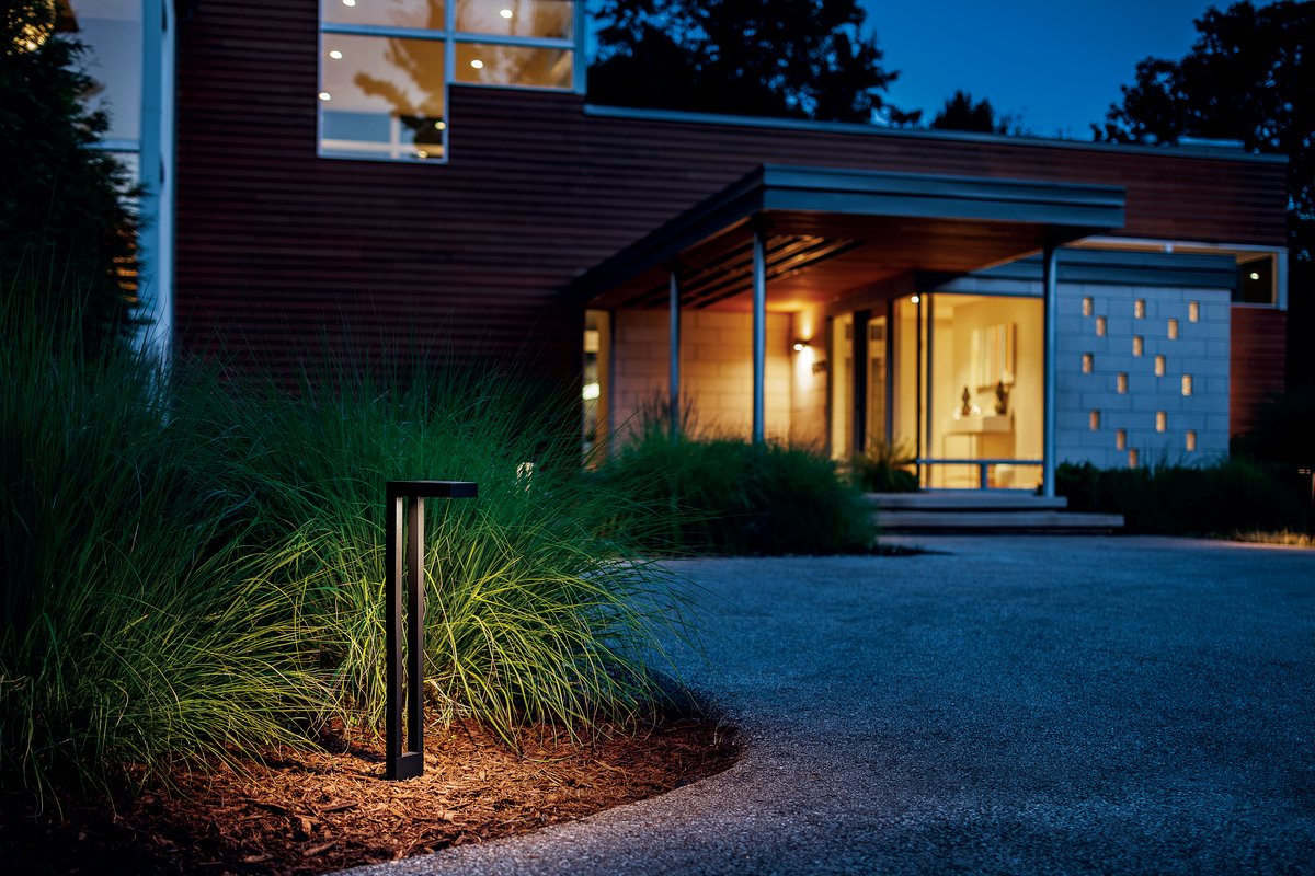 KichlerLight's tweet photo. Landscape lighting can enhance your outdoor space, provide increased security and add value to your home. We’re here to help you as you begin planning. Learn more: https://t.co/LWhwhF8ZOk
#kichler #kichlerlighting #landscapelighting #kichlerlandscape https://t.co/c8iJ0n4TnH