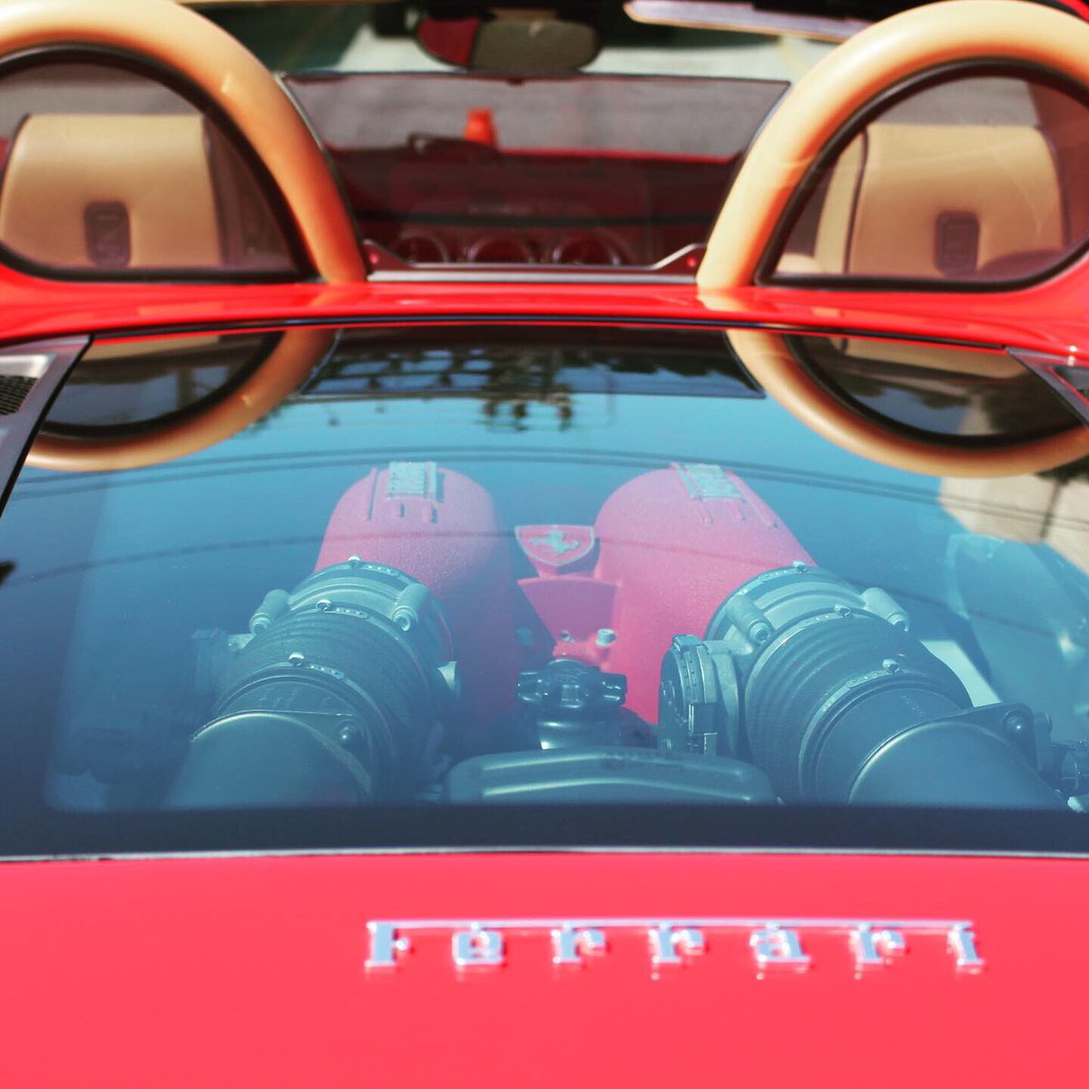 BlennyHotel's tweet photo. Safe travels @ferrariclubofamerica_ohio! Thanks for making the Blennerhassett Hotel a stop on your club cruise! #vroomvroom #blennyhotel https://t.co/6YqI9LwAHg
