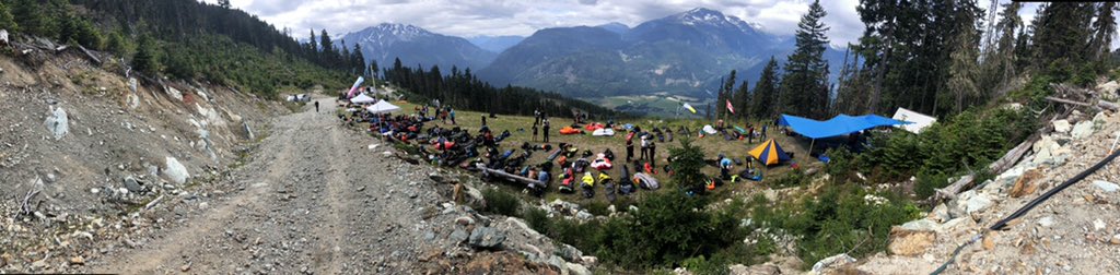armelcastellan's tweet photo. #ParaglidingNationals #Canada #Pemberton #BCWX what’s wrong w these? #parawaiting #paraattente too many ☁️.. no pilots ready on launch let alone in the air... https://t.co/XXEtKcsHtT