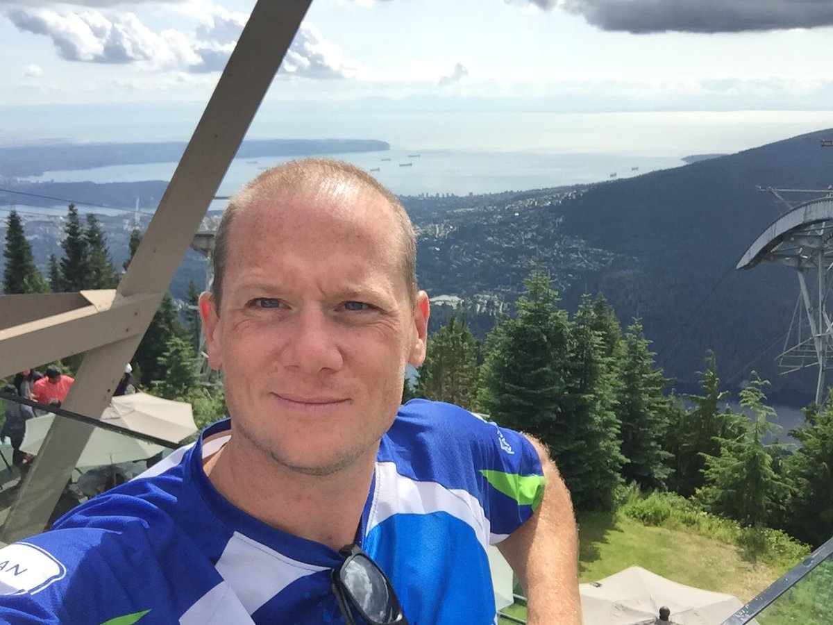 bnewb's tweet photo. ...and made it to the top! https://t.co/JNokxR5358
