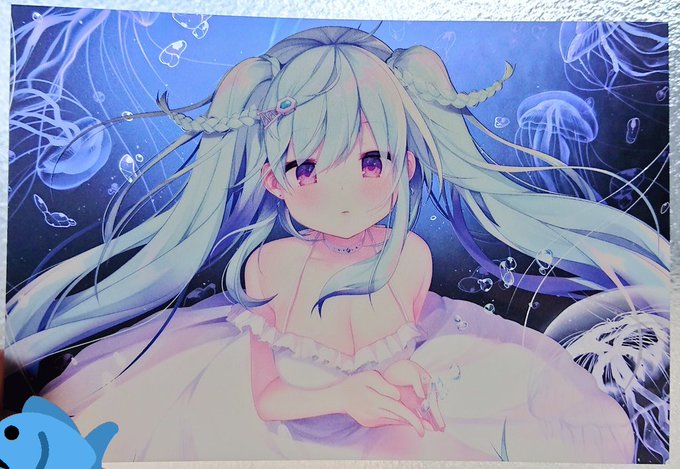 セットにいれるクリアポストカードが届いたんだけども、海の部分は白版してないので光が当たるとめちゃくちゃキレイ…写真じゃわからないけど、少しメタリックに見える!グッズの中では一番安価なものだけど、かなりお気に入りです😇😇
あいプリさんで作りましたよ!ありがとうございます💪 