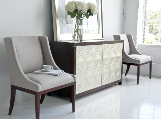 Decca_intl's tweet image. The #Atelier Star Cabinet (114003) combines French modernism with timeless elegance . #BolierCo #DeccaHome