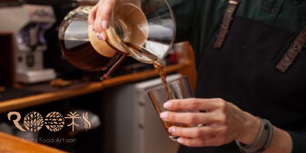Disursv's tweet photo. ¿Café? #Chemex #Coffee https://t.co/8O8rDzcrq7