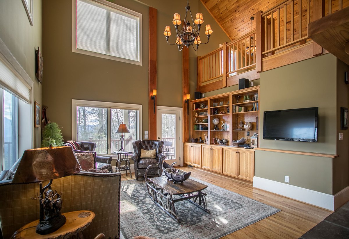 TP_180's tweet photo. IN NEED OF A VACATION? LOVE THE MOUNTAINS? COME JOIN US at SUMMERFEST 2019! 

Plan a getaway! Take part in the silent auction! Enjoy a relaxing  getaway at Blue Ridge Mountain Rentals "Stags Leap" that is sure to leave you breathless! 

Purchase Tickets: https://t.co/vrasdhRjt0 https://t.co/BQ3iFjF3c5