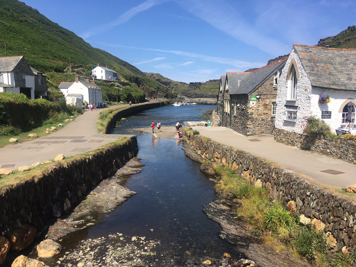 DanielJPhelan_'s tweet photo. A photo from the start point of today’s #SouthWestCoastPath walk in #Boscatle. Hard to believe this area was completely flooded in 2004 and cars were washing down this river! #Cornwall #SWCP https://t.co/I0EGqyyfuO