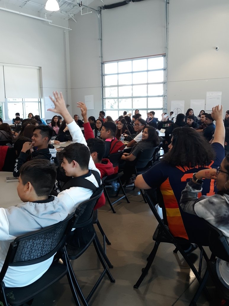 DuncanMathsEd's tweet photo. Our @AvalosPTECH keynote speaker, the Rev @LAKESHIABARNETT, was captivating. Pearls of wisdom, beautifully crafted around stories that resonated with our students
#ptech #allin4aldine
#dreambig https://t.co/3M7QEfbeP6