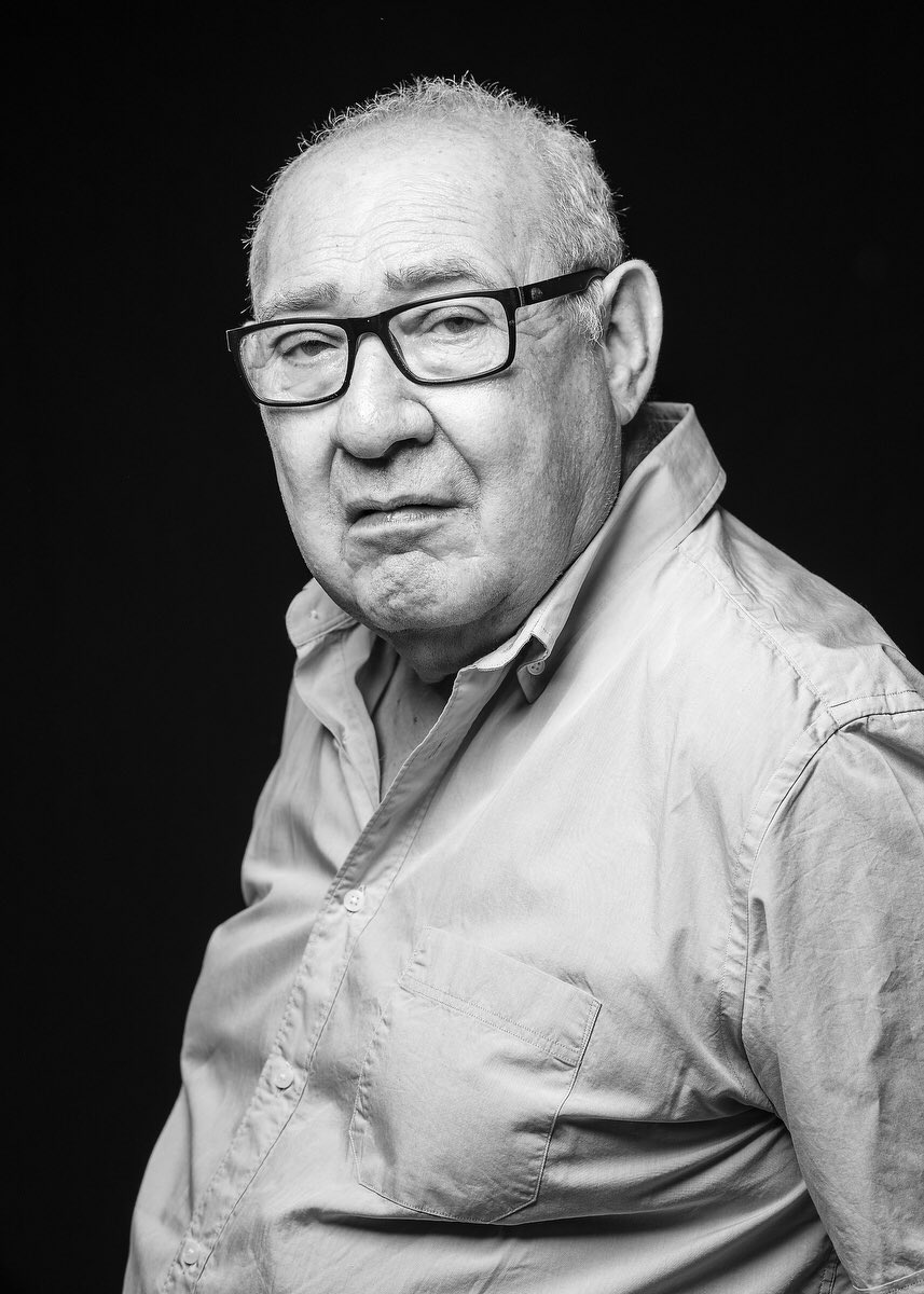 pepescoda's tweet image. Avui és un dia especial, ho planifiques tot, i de sobte, et fan una visita.
Content de compartir conversa, i fer-li uns retrats!
parlar de #Tarragona Gràcies Sr.Boada #BoadaPregoner per la generositat, un plaer!! 
#portrait by ©️PepEscoda #photography