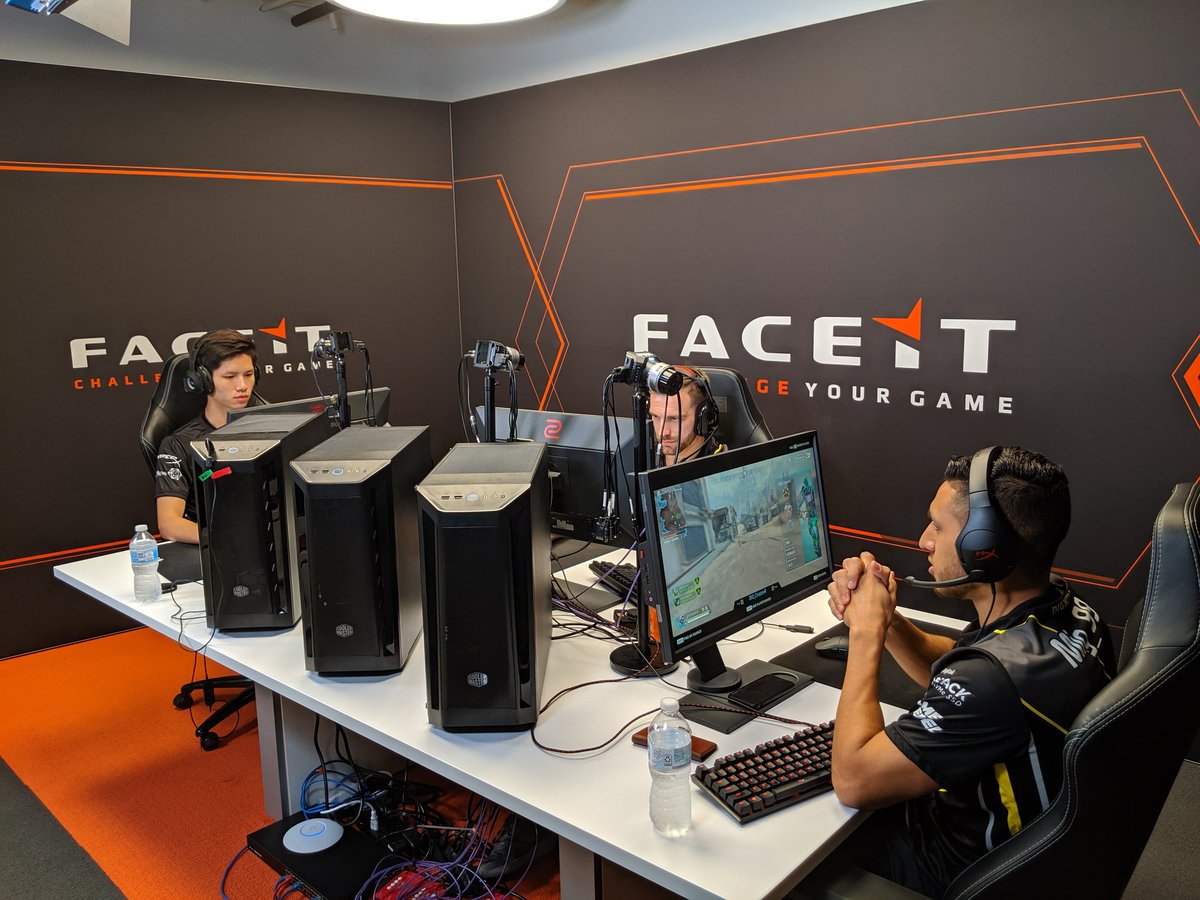 Dignitas Apex tweet media