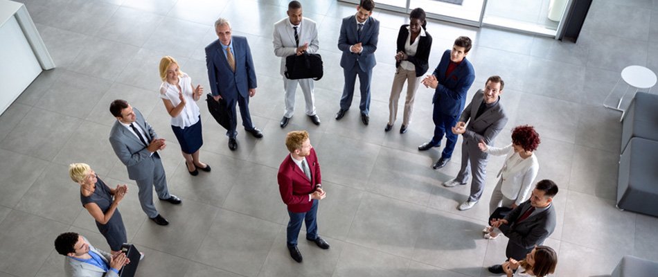 ViveimPROS's tweet image. ¿Por qué todo Jefe debería tomar una clase de Impro? Léanlo en nuestra página de LinkedIn y sígannos también en esa red social. #EstoEsImpro #LiderazgoCreativo #Adaptabilidad #Creatividad

linkedin.com/feed/update/ur…