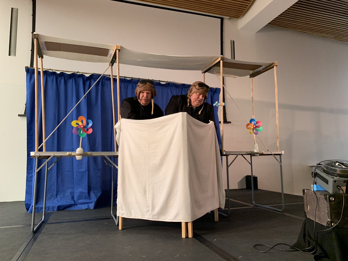 alcockbrown2019's tweet photo. Fantastic #performance by @FoundryGroupUK tonight, of “Those Magnificent Men”. Depicting the story of the flight. 
5* review from us ⭐️⭐️⭐️⭐️⭐️
Very funny, informative and highly entertaining. 

#alcockandbrown #alcockandbrown2019 #alcockandbrown100 #thosemagnificentmen https://t.co/42aSwW9dui