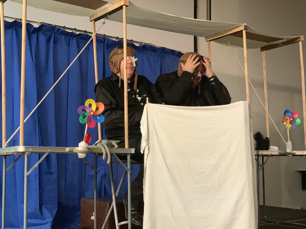 alcockbrown2019's tweet photo. Fantastic #performance by @FoundryGroupUK tonight, of “Those Magnificent Men”. Depicting the story of the flight. 
5* review from us ⭐️⭐️⭐️⭐️⭐️
Very funny, informative and highly entertaining. 

#alcockandbrown #alcockandbrown2019 #alcockandbrown100 #thosemagnificentmen https://t.co/42aSwW9dui