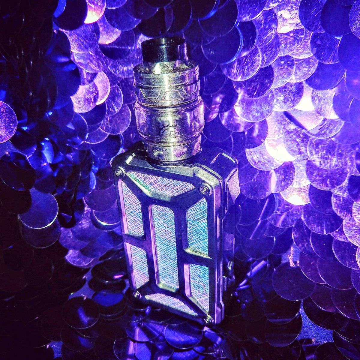 AmnCarl1's tweet photo. #beautyshot 
@rincoe_official 
#Mechman228W 
@advkentech #CptfRTA 
#fogkrew #KEEPitMOREthenCloudy #vapethebest #repwhatyoulove #lovewhatyourep #beautifulmod #lovethisvape #vapebeauty #myvapeworld #VapeLife //See the original post,please click:https://t.co/ffSwhrTaXJ https://t.co/mNQ3wO2AgC