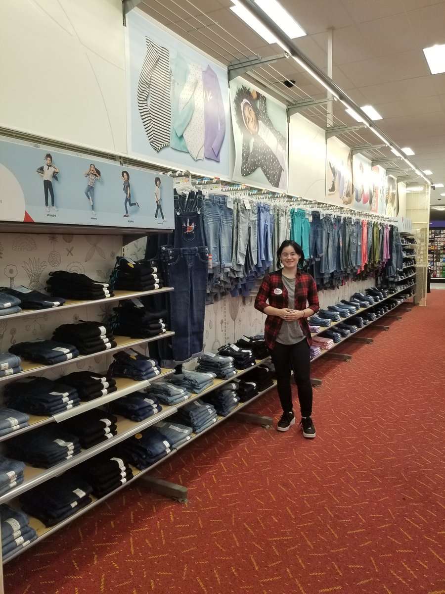 So proud of Taylor at 2010!!! Everyday she strives to make her area guest ready and beautiful, I mean just look at these crispy walls👏😭💫 #zonequeen #welikeitcrispy