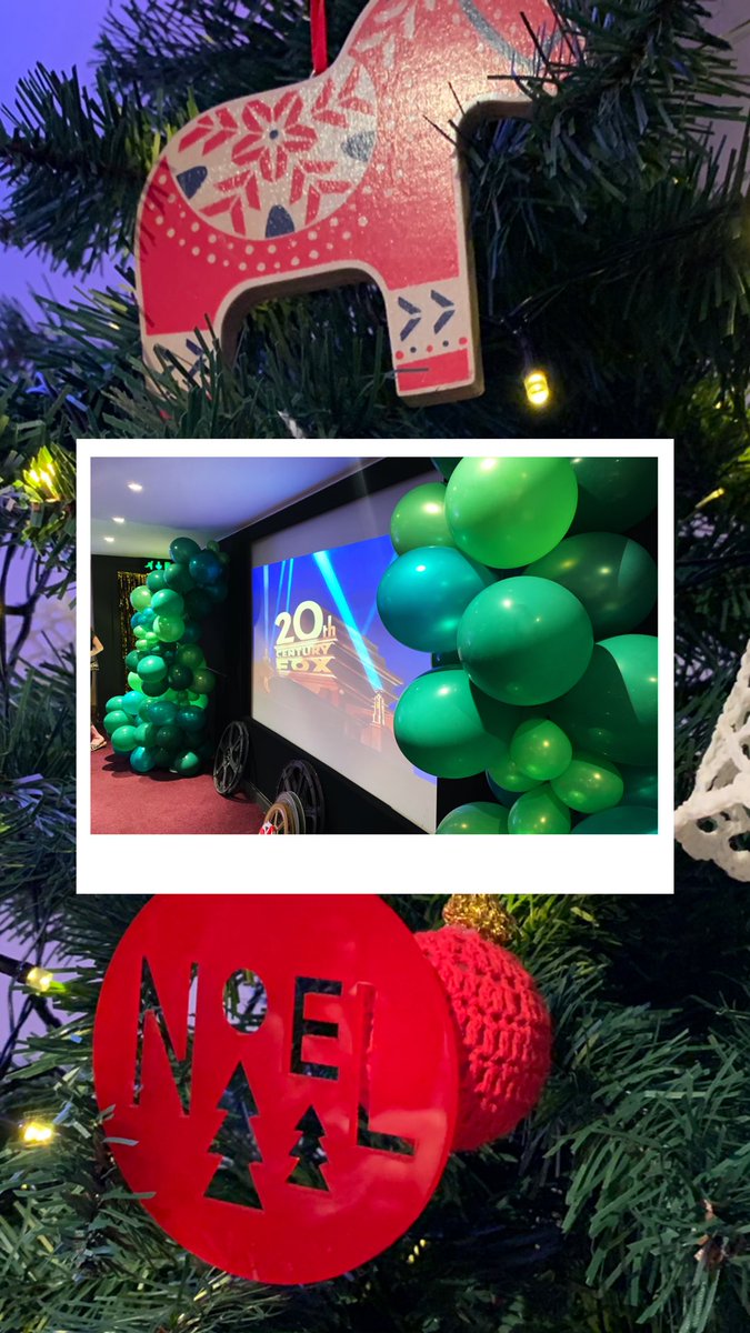LittleReidy's tweet image. I attended a Christmas event today in a heat wave. Why not 😂 honestly though had such a great time at @tynesidecinema. I need more green milk in my life 💚🎄 #christmasattyneside #nebloggers #neblogger #TynesideCinema