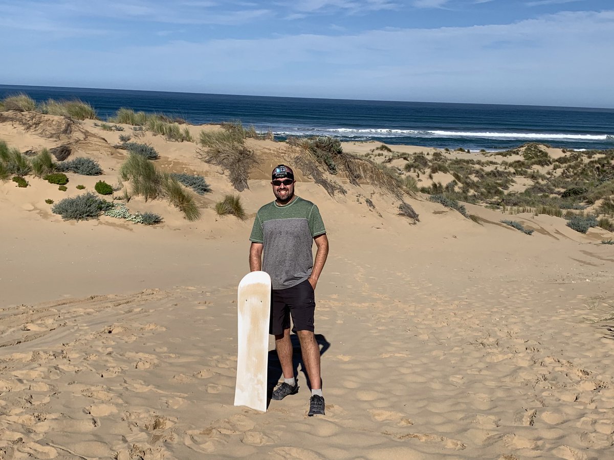 milesandpints's tweet photo. Um yeah, so sand boarding was awesome. We used snowboards and stood up on the 10 meter hill, then moved on to belly boards for the 170 meter hill. The walk up from the bottom of the big hill was brutal, but I still went down it three times. #AT101 #TDAD #SouthAfrica https://t.co/BpsSubfU7b