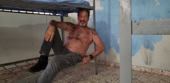 View image on Twitter