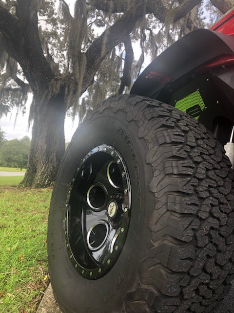 4X4JeeperFamily's tweet photo. @toxicoffroad no words needed 🔥@BarbieJeepGrl89 @4skullkrushers @Gear_America @JeepKrewe @Legendary1941 @THEJeepMafia https://t.co/hI4YJcrkp3