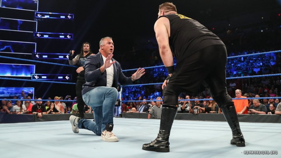 0231Jana's tweet photo. #maxxWWE
KO
#RomanEmpire
#RomanReigns
#Roman2Yards
#BigDogStrong https://t.co/SrueMTRcwl