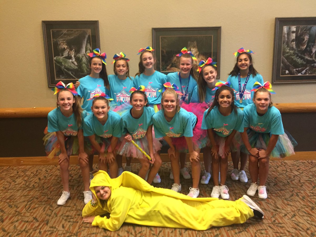 CheerClifton's tweet photo. Day3:Superior rating!Another spirit stick!Brianna&amp;Kate-AllAmerican&amp; Mrs.Baker went bananas 🍌 https://t.co/ymuZRBqsoZ