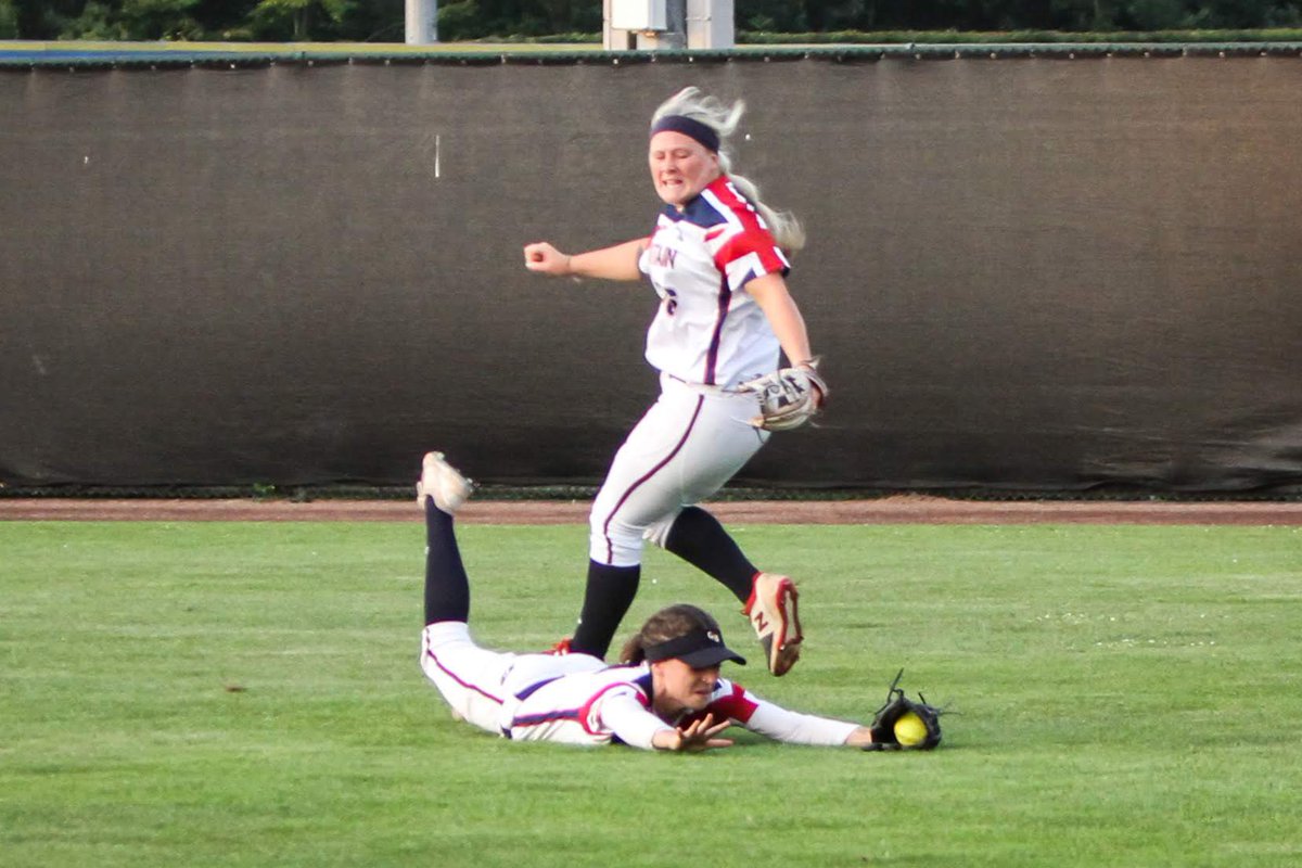 These two <a href="/BritishSoftball/">British Softball Federation</a> athletes are 47 seconds away from absolute awesomeness #RoadToTokyo <a href="/bsuk/">BaseballSoftball𝙐𝙆</a> <a href="/WBSC/">WBSC ⚾🥎</a> <a href="/WBSCEurope/">⚾🥎🖐 WBSC Europe</a>