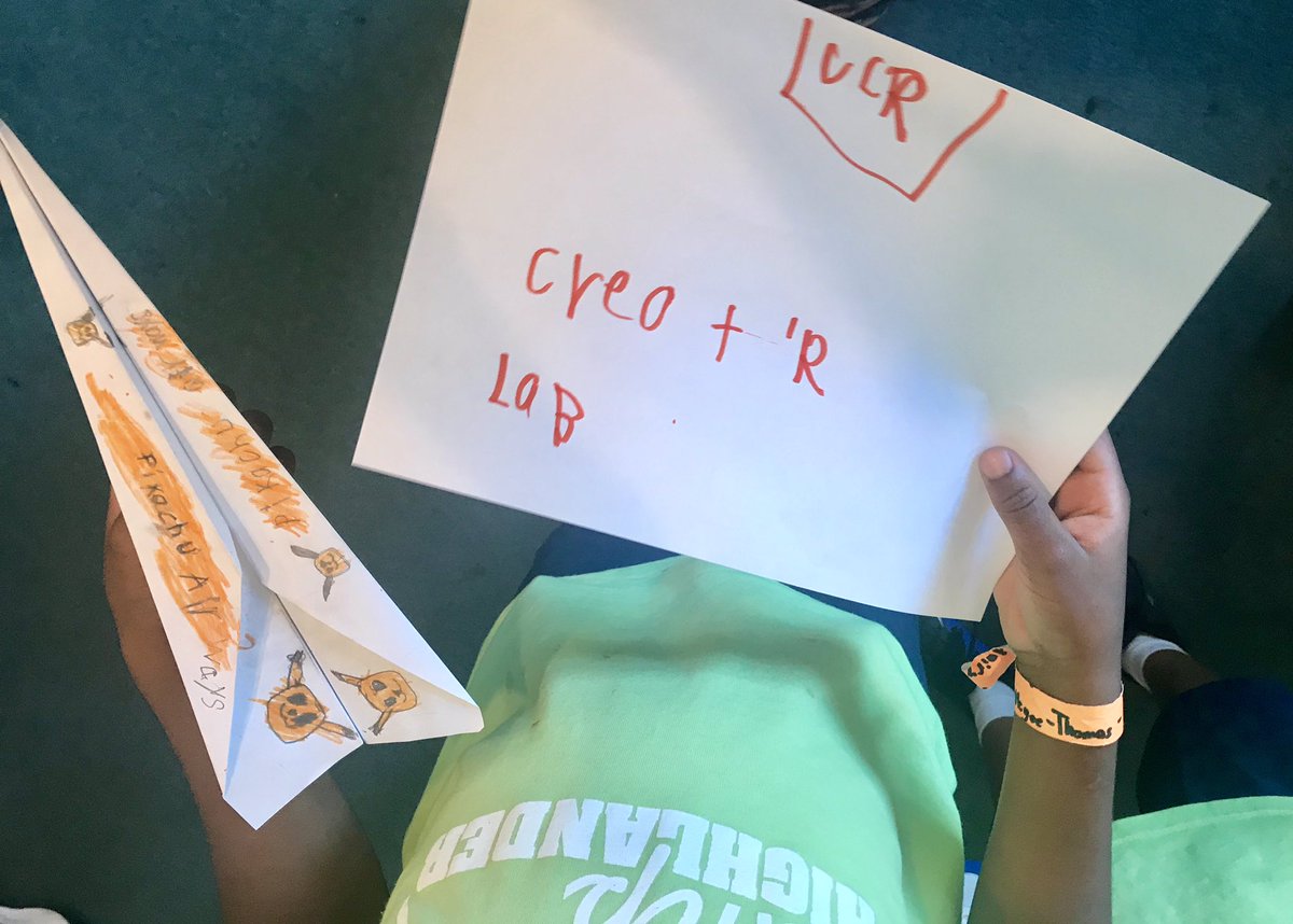 notsosternlib's tweet photo. This afternoon we hosted 7-8 year olds who came to the @ucrlibrary #creatrlab from UCR’s summer camp. We made paper airplanes and held a contest to see which plane could fly the furthest. It was an amusing opportunity to find out what they would name their airline ✈️😎 https://t.co/wOXtDFxoKq