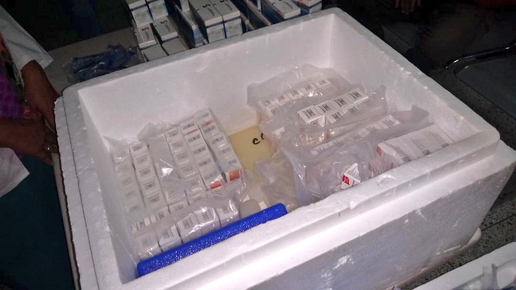 GatoVolador454's tweet photo. #25Ju ¡PUEBLO PROTEGIDO!
Gracias al Gobierno Bolivariano del Pdte @NicolasMaduro y al Gob @RMarcoTorres, pacientes diabéticos registrado en el programa Endocrino Metabólico del ASIC LAMAS recibieron tratamiento #Aragua #VenezuelaVictoriosa https://t.co/icmaRYW7AJ