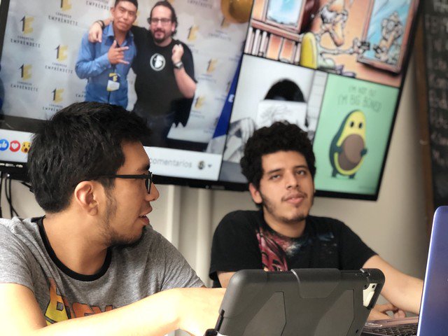 karaokulta's tweet photo. EN VIVO EN ESTOS MOMENTOS! Gracias por compartir y preguntar! https://t.co/WB2DY6svgL #gamedev #indiedev #karaokulta #gamestudio #culturakaraokulta #UnaLuchaMas https://t.co/ftEYTQft63