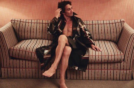 𝐞𝐢𝐠𝐡𝐭𝐞𝐞𝐧