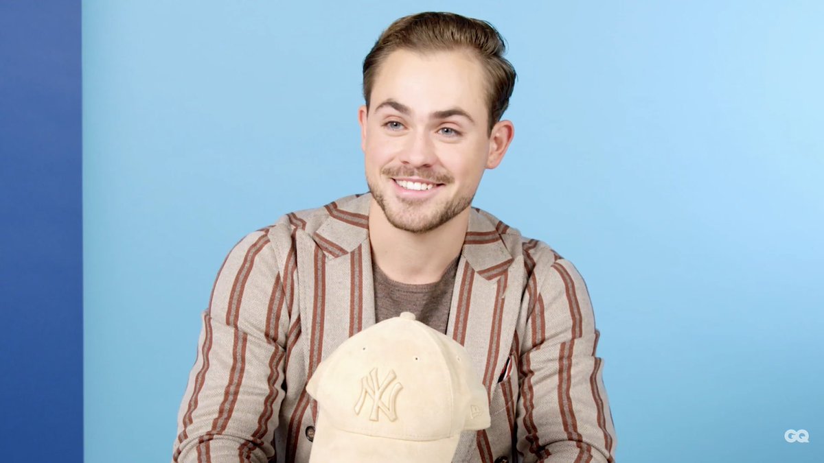 𝐭𝐰𝐞𝐧𝐭𝐲 𝐟𝐨𝐮𝐫