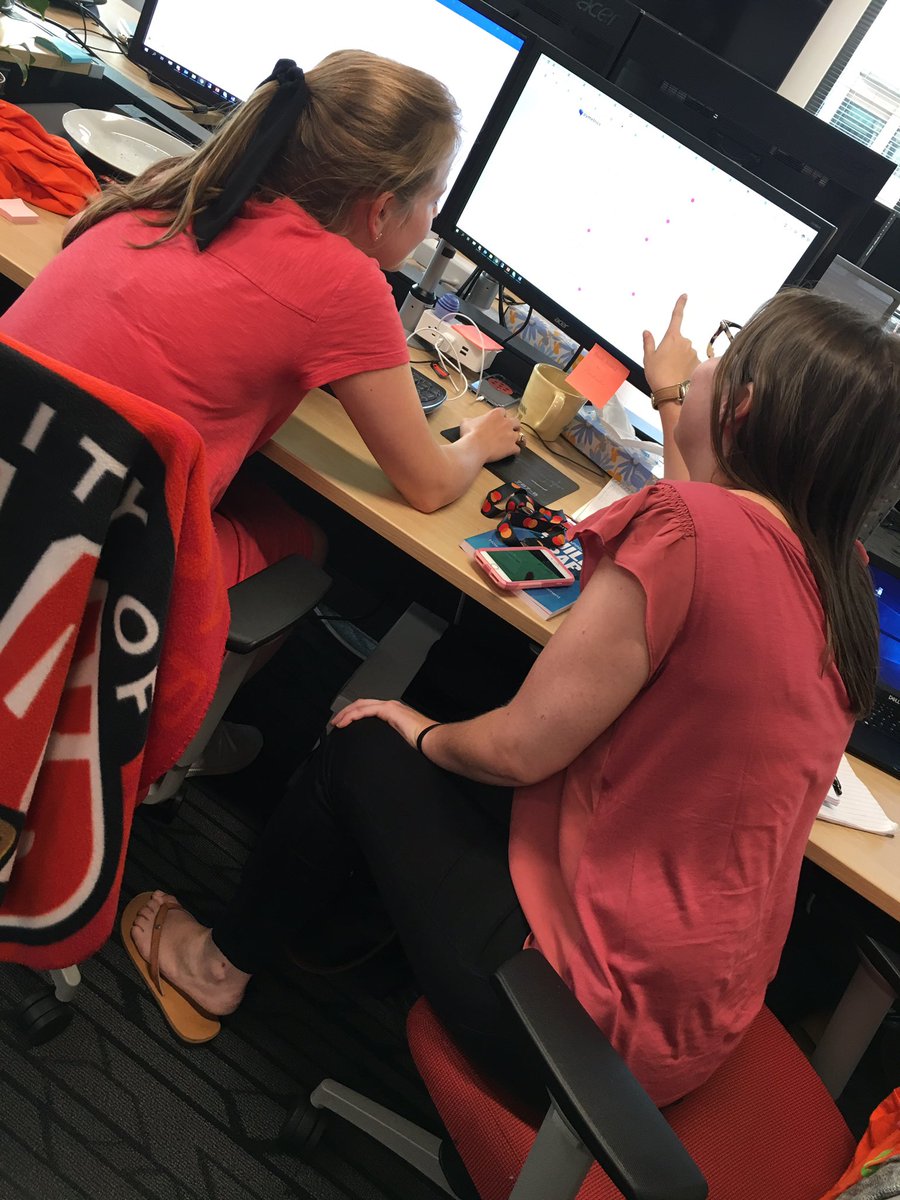 ItsoneRtwoNs's tweet image. Whoa, @HackandLearn13 , look at these great contributors!