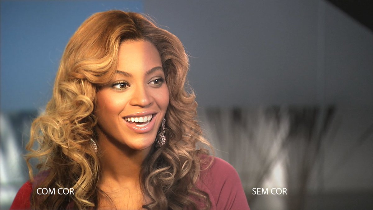 NFTTREINAMENTOS's tweet image. Aula de hoje de color grading estamos trabalhando com look hiper realista para dar mais vida a imagem :)

Curso de Color Grading da NFT com @miguellobitsky

Saiba mais em: 
comercial@nft.com.br
nft.com.br
11 2337-6293