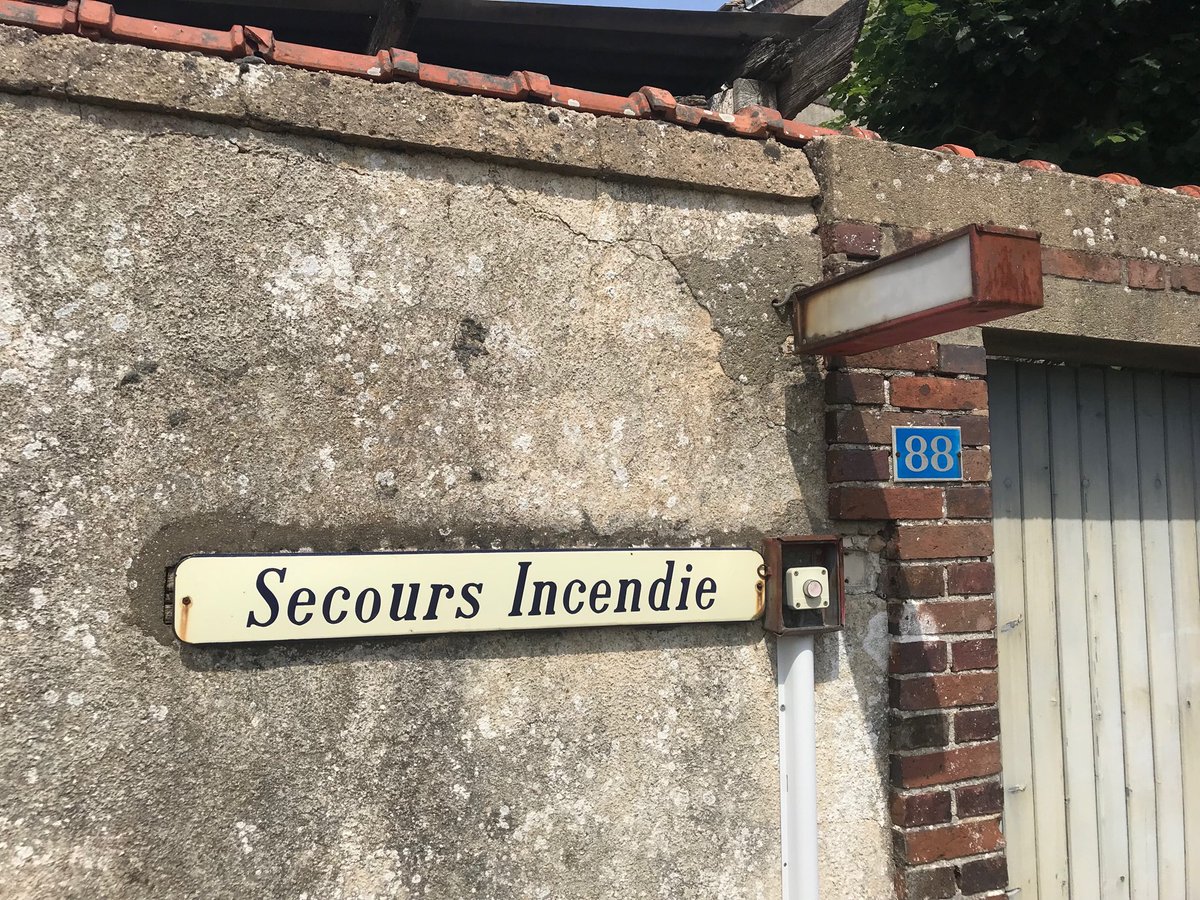 FerrandDjamel's tweet image. Dans un petit village icaunais, en retour d’intervention #bonneviellesirene