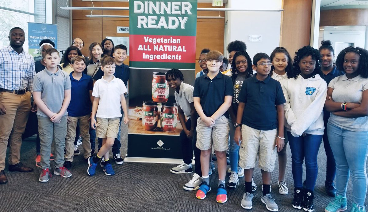 eStemDTJHS's tweet photo. Mr. Okeke took his 3rd period class to a ribbon cutting ceremony at the @lrchamber today. Only 3 days #BacktoeStem, and these 7th graders are already getting out in the @DowntownLR community for a firsthand look at economic partnerships. #CareerReady #WorldReady https://t.co/O1YEAqxzip