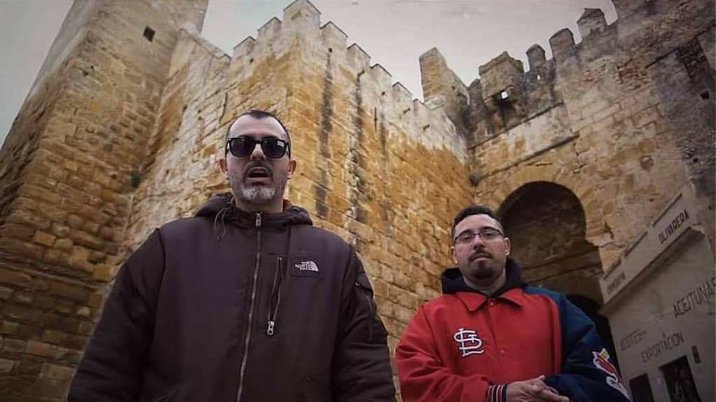 Juaninacka y Frainstrumentos lanzan su disco “Caballo negro” y se presentan en Club Chocolate blackmusiclovers.cl/2019/07/26/cab…