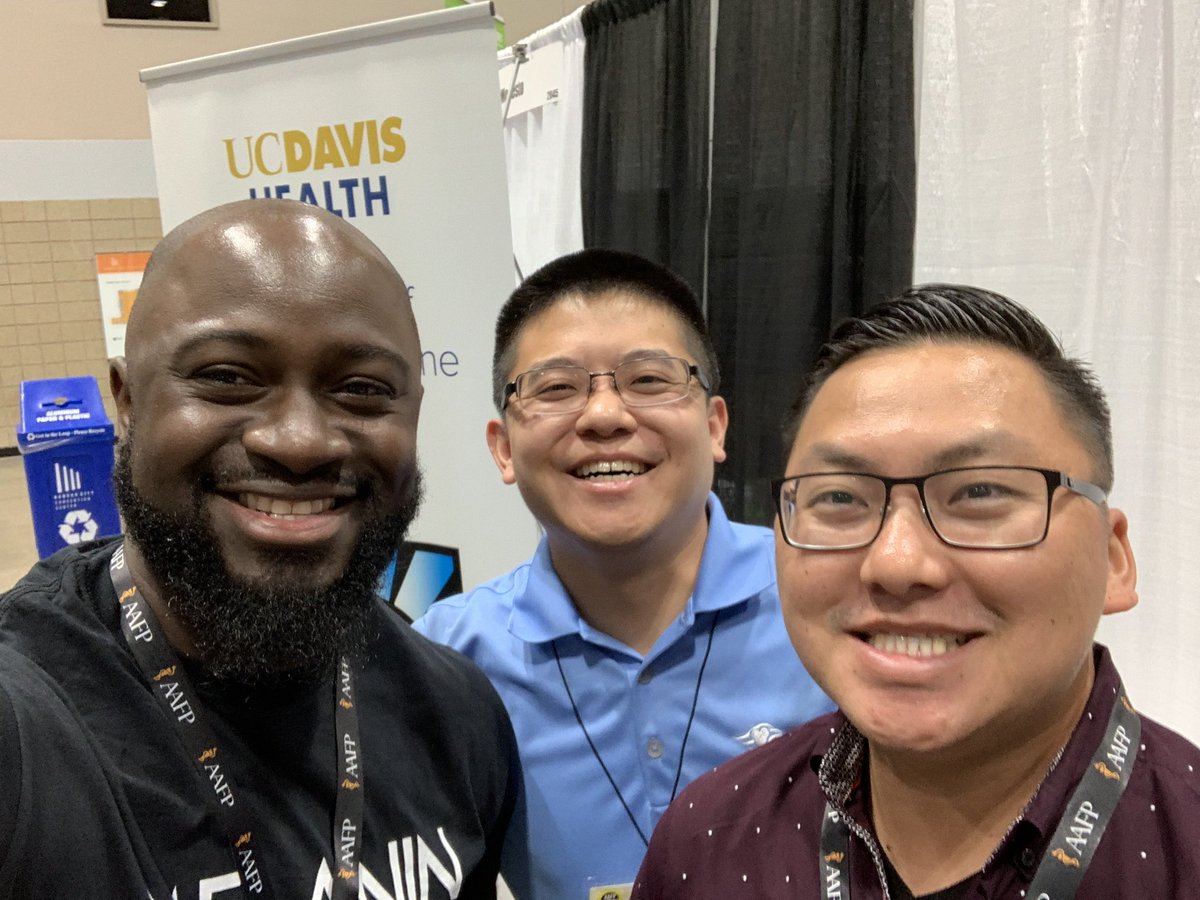 favfmdoc's tweet photo. Having too much fun with these guys #SJGH #AAFPNC @aafp @cafp_familydocs https://t.co/19hqevrAst