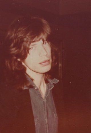This bad bitch is turning 76 today!! happy birthday mick jagger 