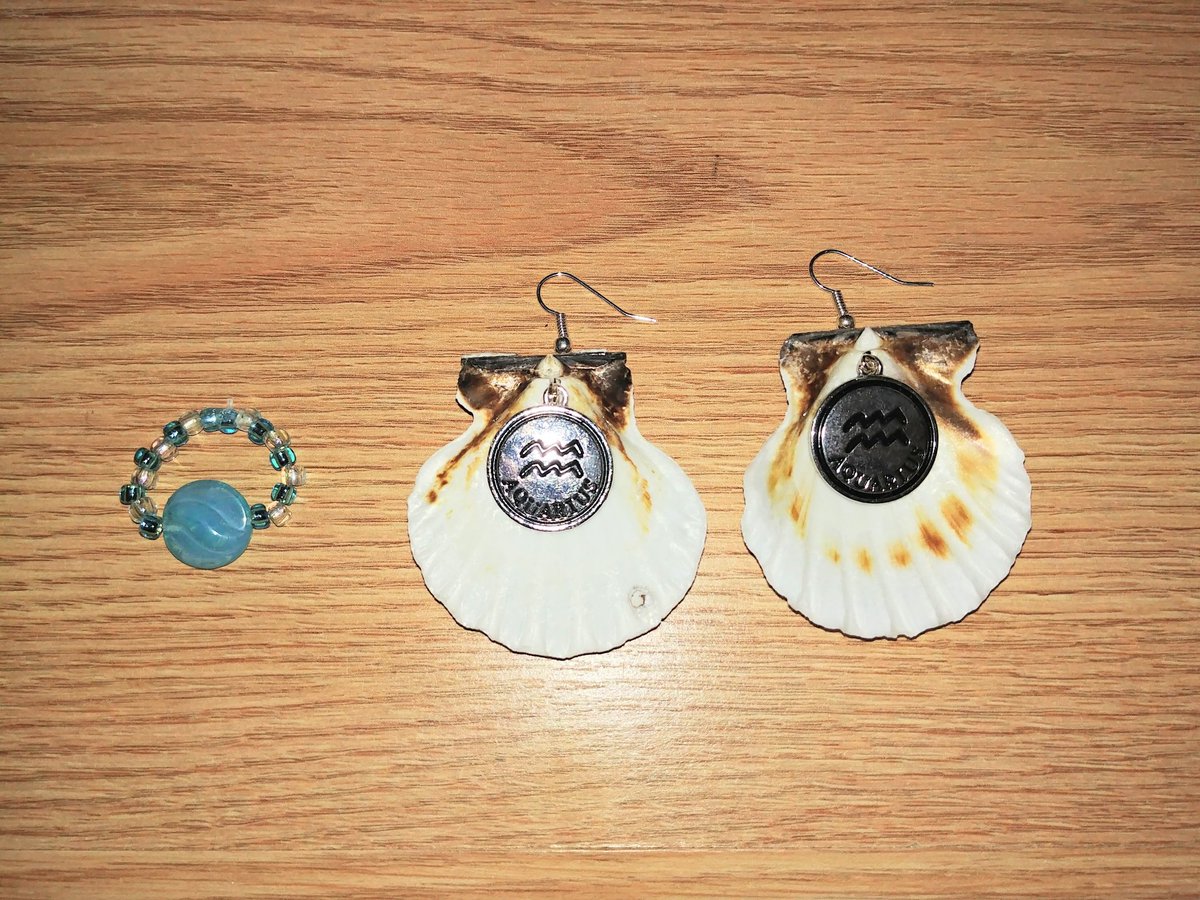 #BeadRing and #SeaShell #Earrings I made today. 

#Beadrings #ring #rings #fingerrings #earring #SeaShellEarrings #aquarius #sea #seas #seashells #shell #shells #ocean #oceans #undersea #mermaid #mermaids #art #crafting #jewelry #jewelrymaking