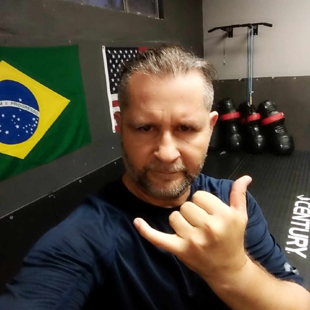 KurtZierlein's tweet image. After training. #onemoreclass #bjj #brazilianjiujitsu #jiujitsu #noGi #HumbleBlueBelt #52años #graciasDios #thankyouGod #keeptraining #52yo #ikeeplearning