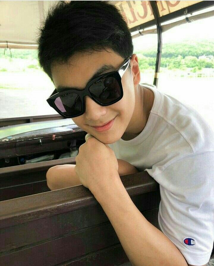 GGame123bbd's tweet photo. แอบมองเธอยิ้ม
ใจมันก็หวั่นไหว https://t.co/sLSZRIzLrj