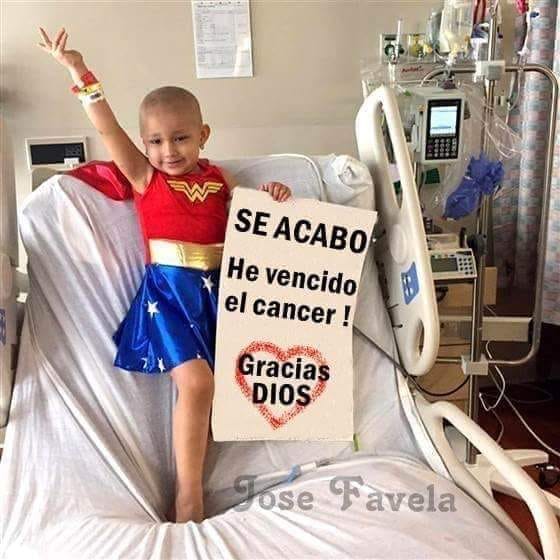 Esto debería ser viral Pero no es violencia no es politica si no tan solo una pequeña niña maravilla que venció la 'leucemia' claro el cáncer no es ninguna selfie o foto nudista . #QuienEntiendaEntiende